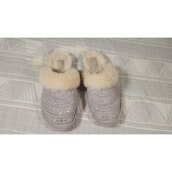 UGG Women’s Aira Sunshine Perf Shearling Slippers Gray Size 8 (Style 1019201) - Picture 1 of 11